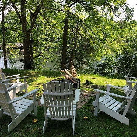 Pangea House Gananoque Exterior foto
