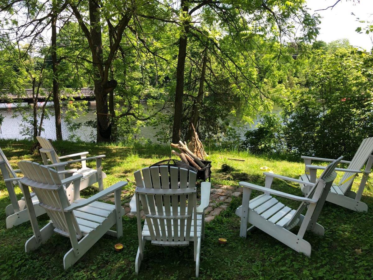 Pangea House Gananoque Exterior foto